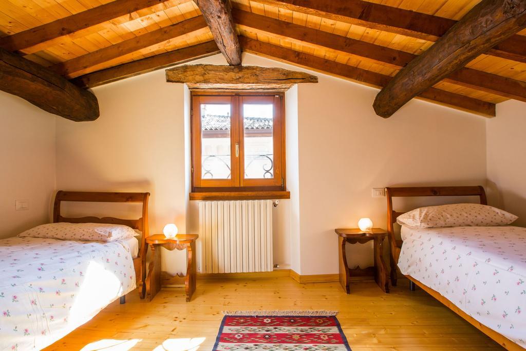 Le Camerine Apartment Water Front Toscolano Maderno Bagian luar foto
