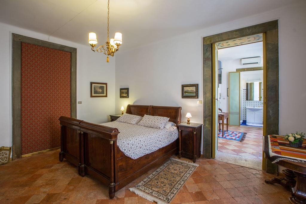 Le Camerine Apartment Water Front Toscolano Maderno Bagian luar foto