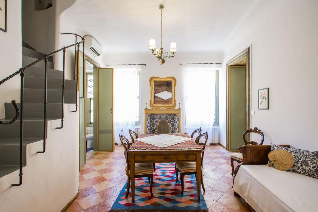 Le Camerine Apartment Water Front Toscolano Maderno Bagian luar foto